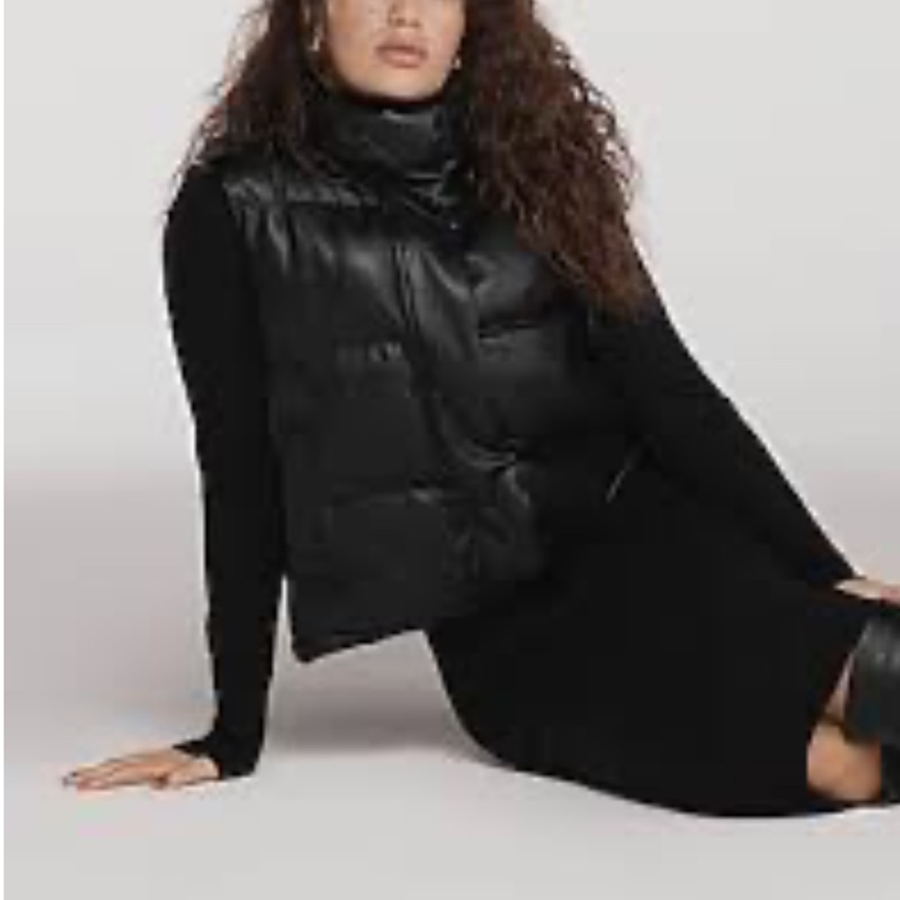 Express Faux Black Soft Leather Cropped Puffer Vest Medium